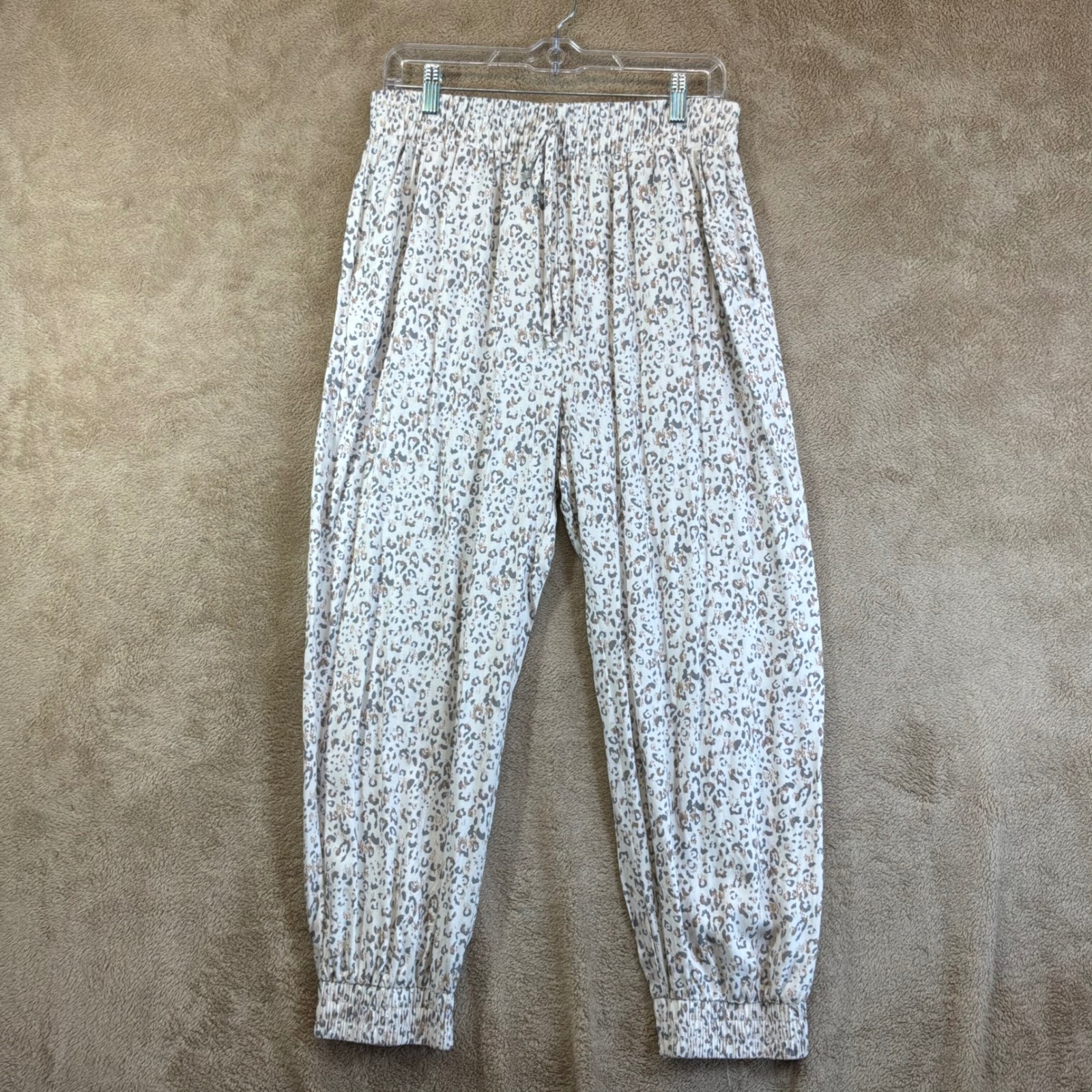 Hem & Thread Womens L Leopard Print Jogger Pants Pull On Travel Comfort Nwt